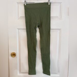 PrettyLittleThing Olive Green Ribbed Leggings